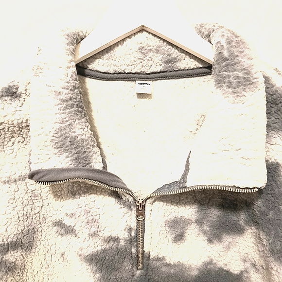 Old Navy Tie Dye Fleece Pullover - Picture 5 of 5